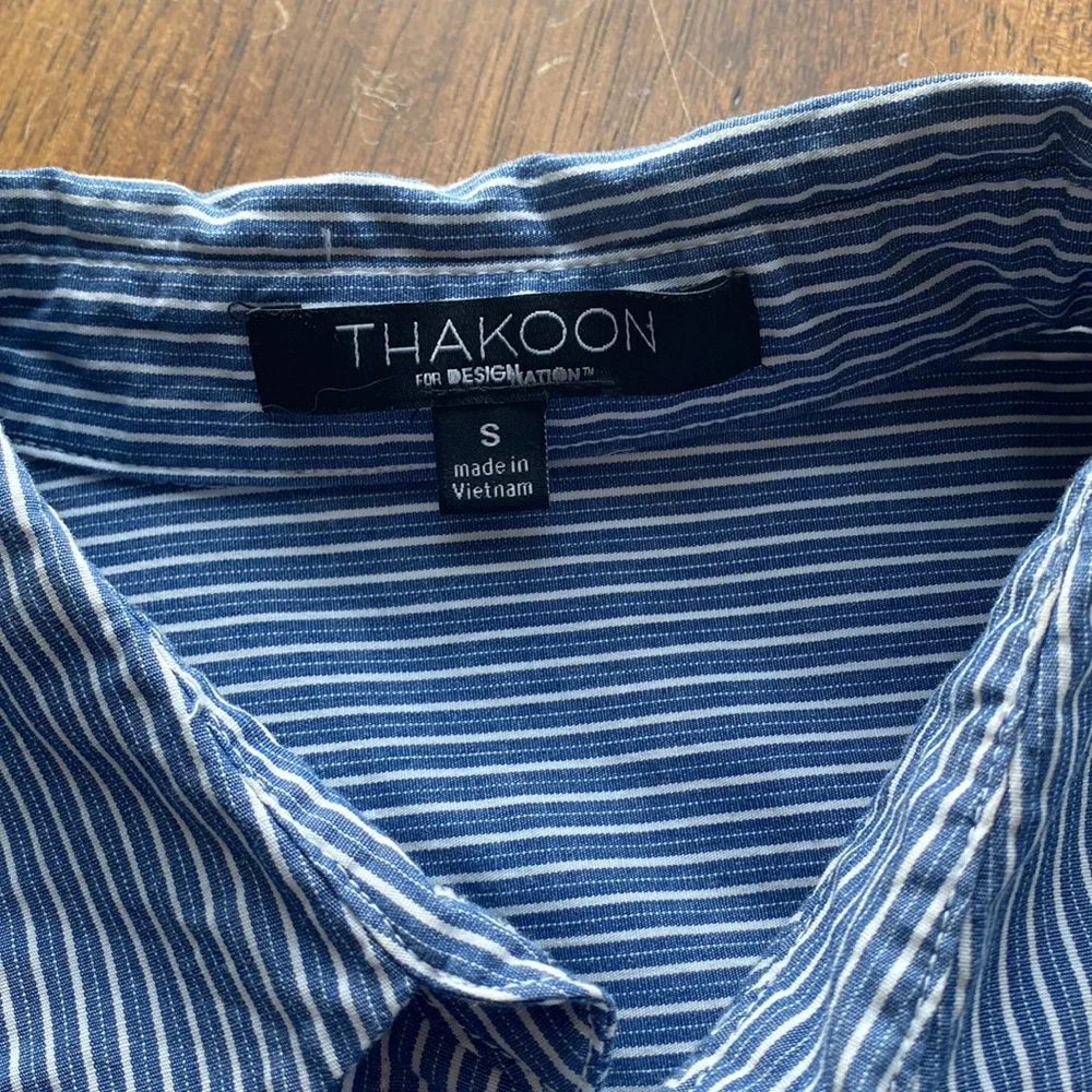 Women’s button down - Picture 3 of 3